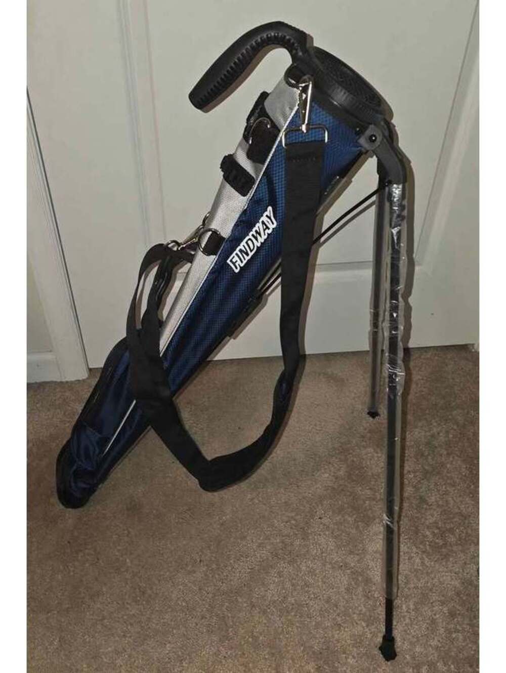 Findway Lightweight Golf Stand Bag Never Used!!